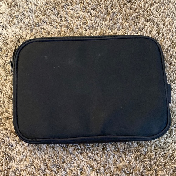 LG G Pad X 8.0 with Case - Picture 5 of 12